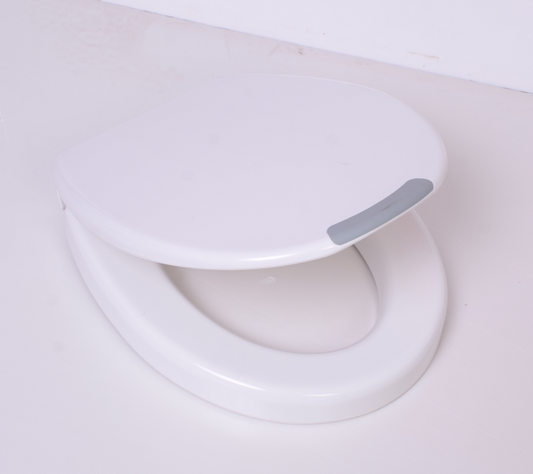 UF TOILET SEAT WITH ADJUSTABLE HEIGHT